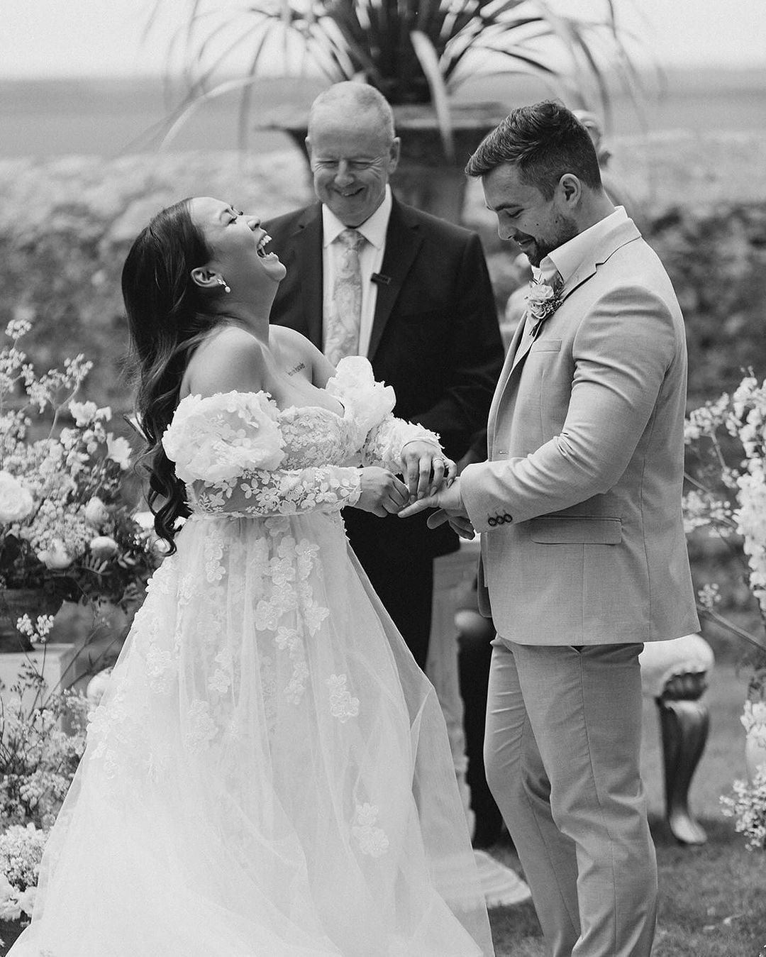 How to Choose Your Wedding Jewellery: A Comprehensive Guide