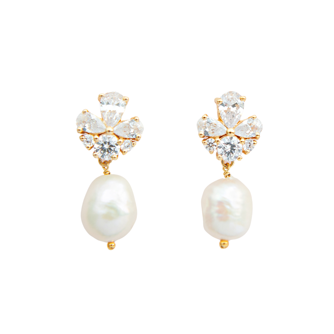 GISELLE MINI - Gold cz and freshwater pearl earrings