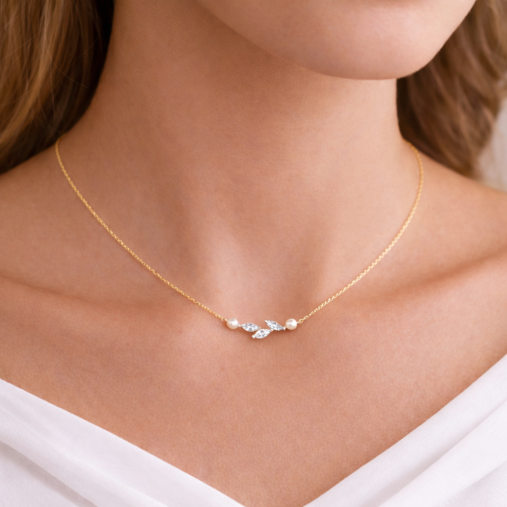 ERYN - Pearl and CZ necklace Gold