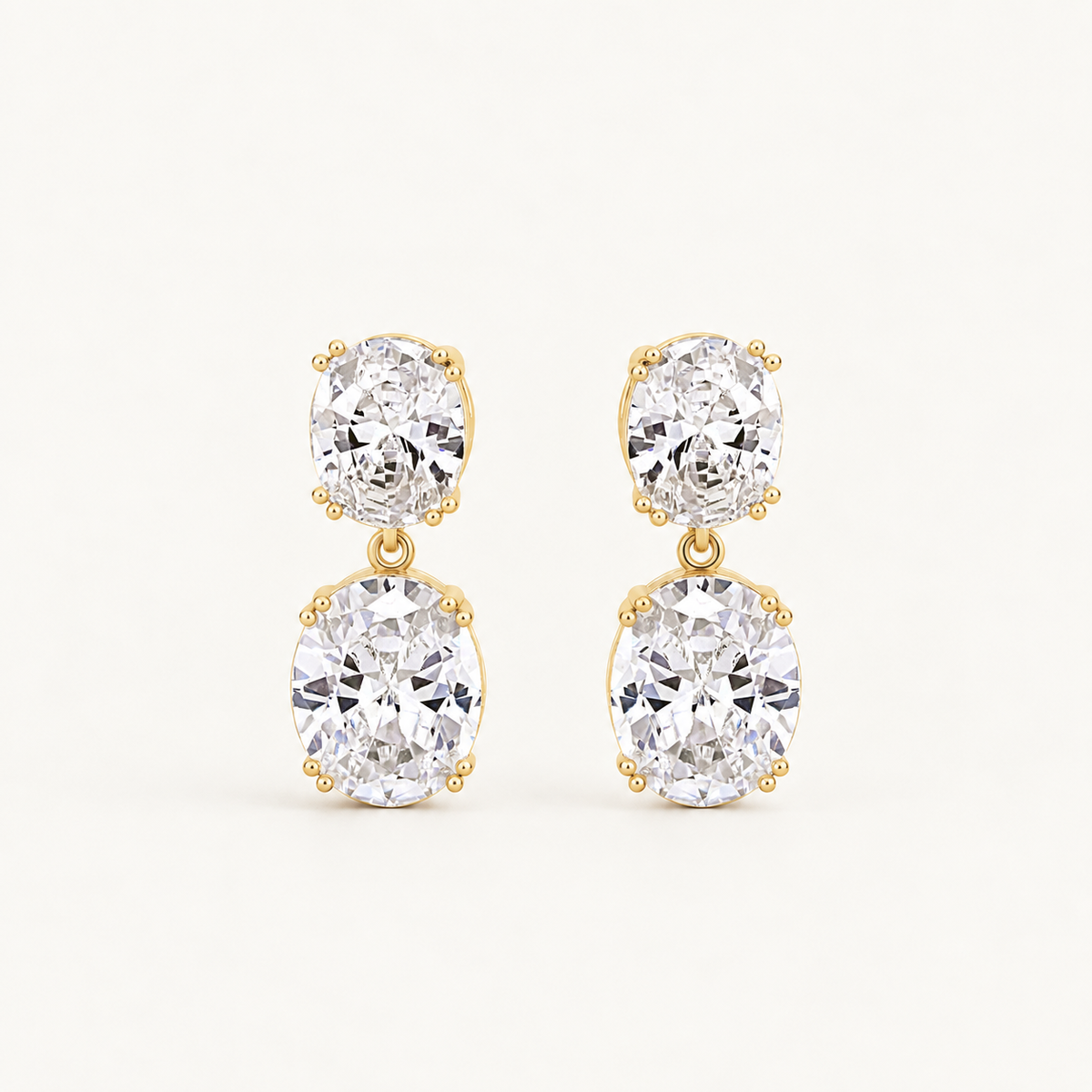 NATALIA // Gold cubic zirconia earrings