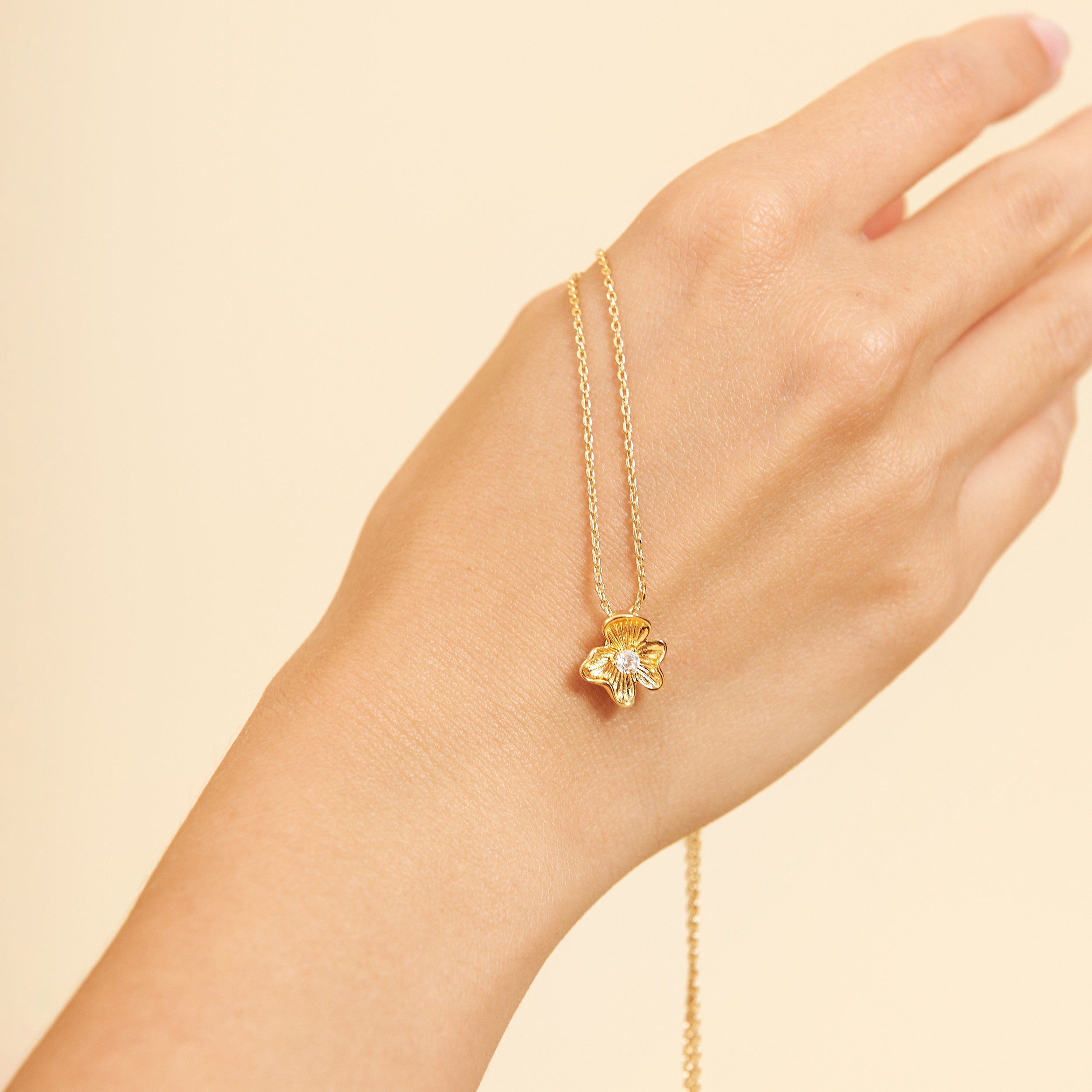 HANA Necklace // Floral crystal wedding necklace