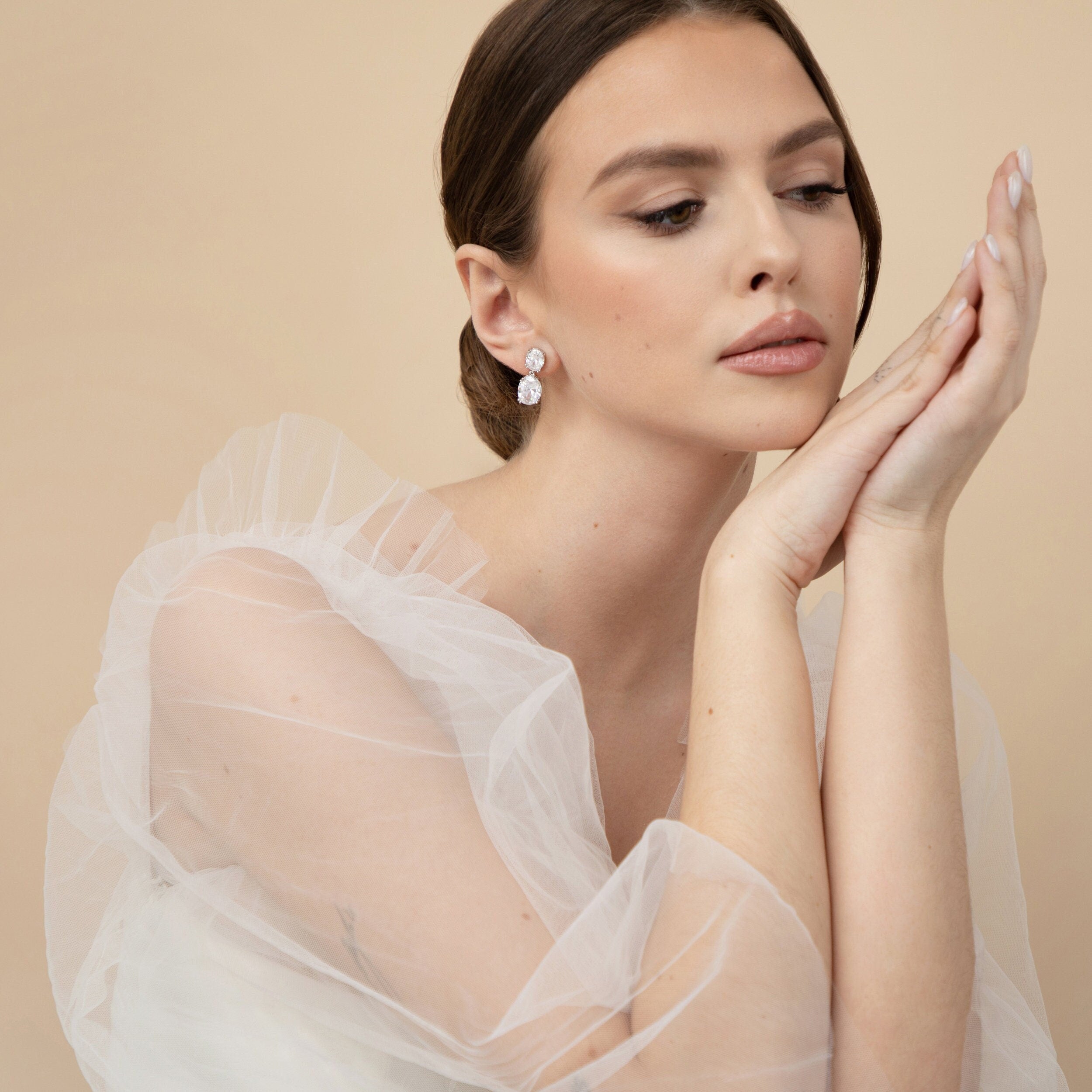 NATALIA // Gold cubic zirconia earrings