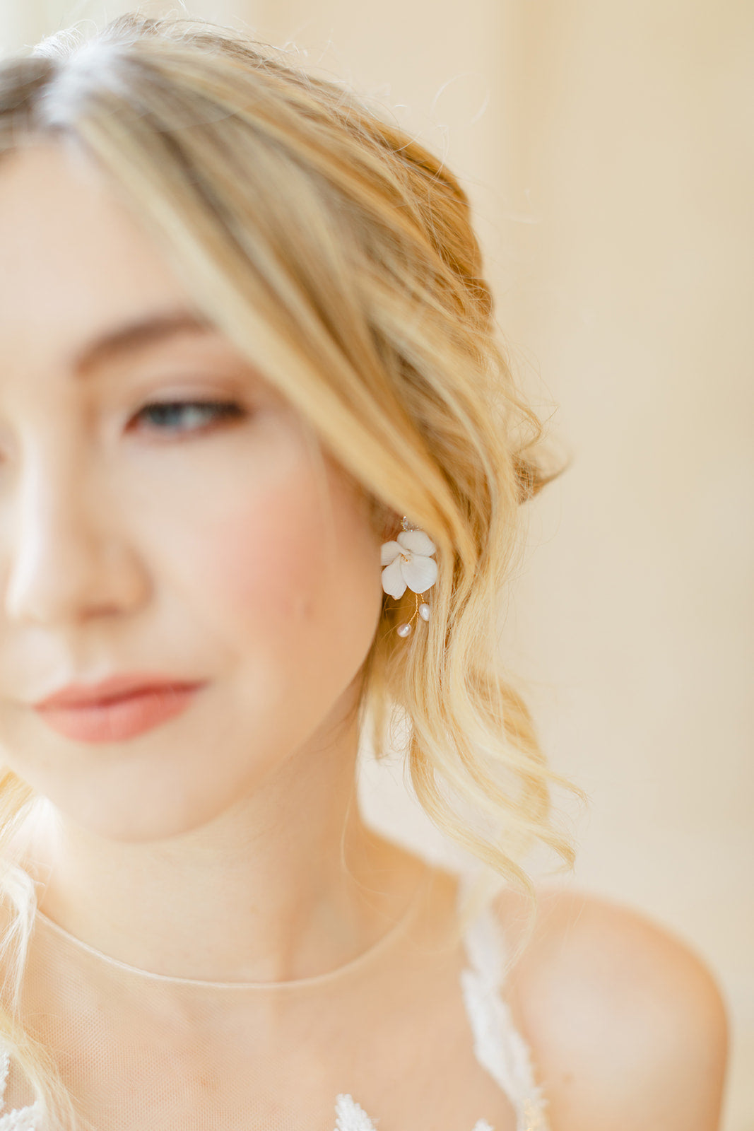 SWEETPEA // Ceramic floral bridal earrings