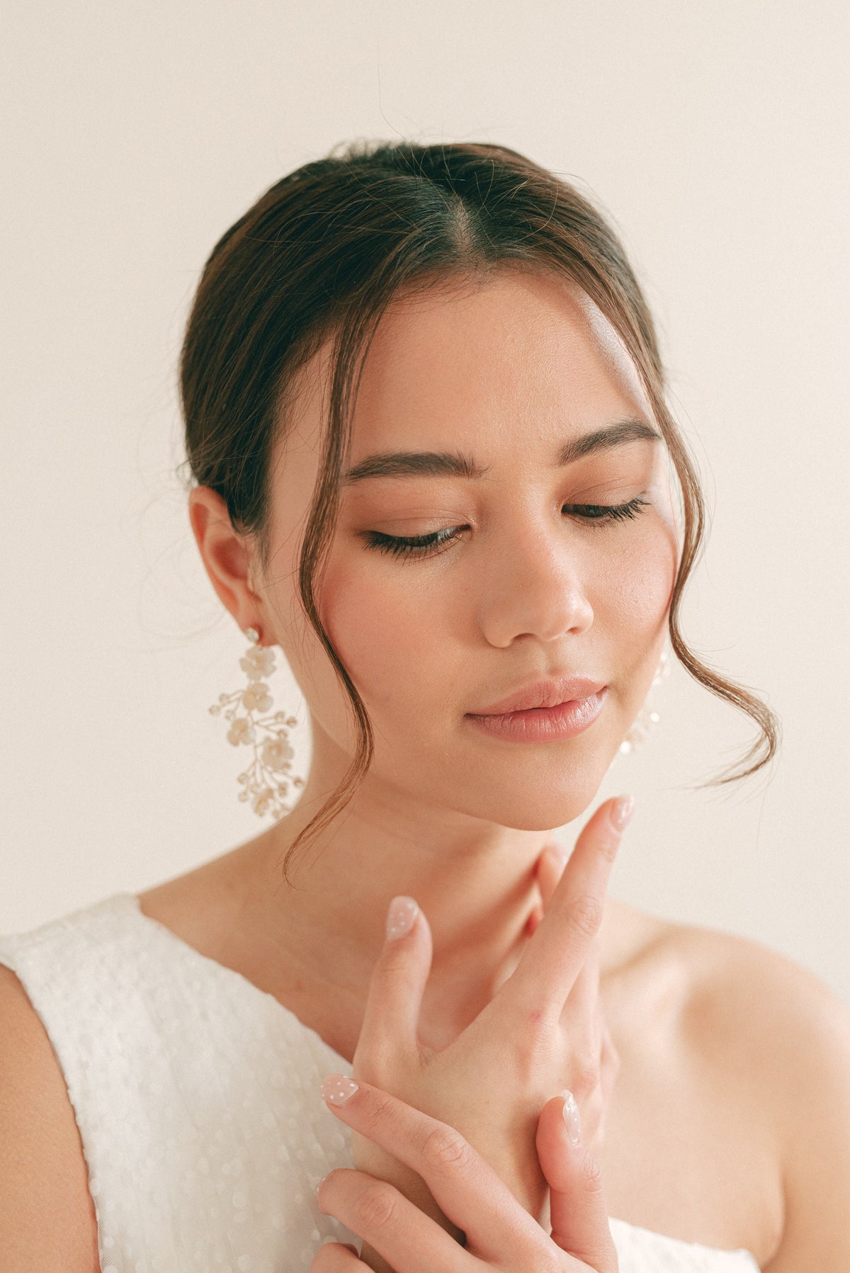 VIENNA // Gold floral Bridal Earrings