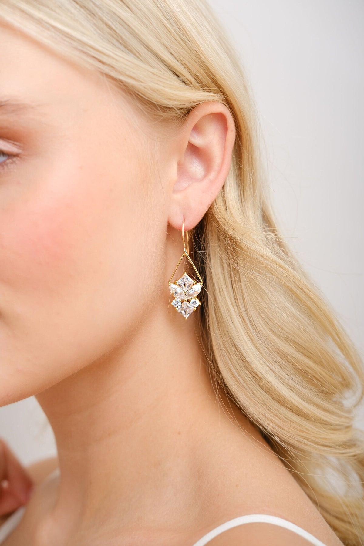 RIVER // Contemporary crystal drop earrings
