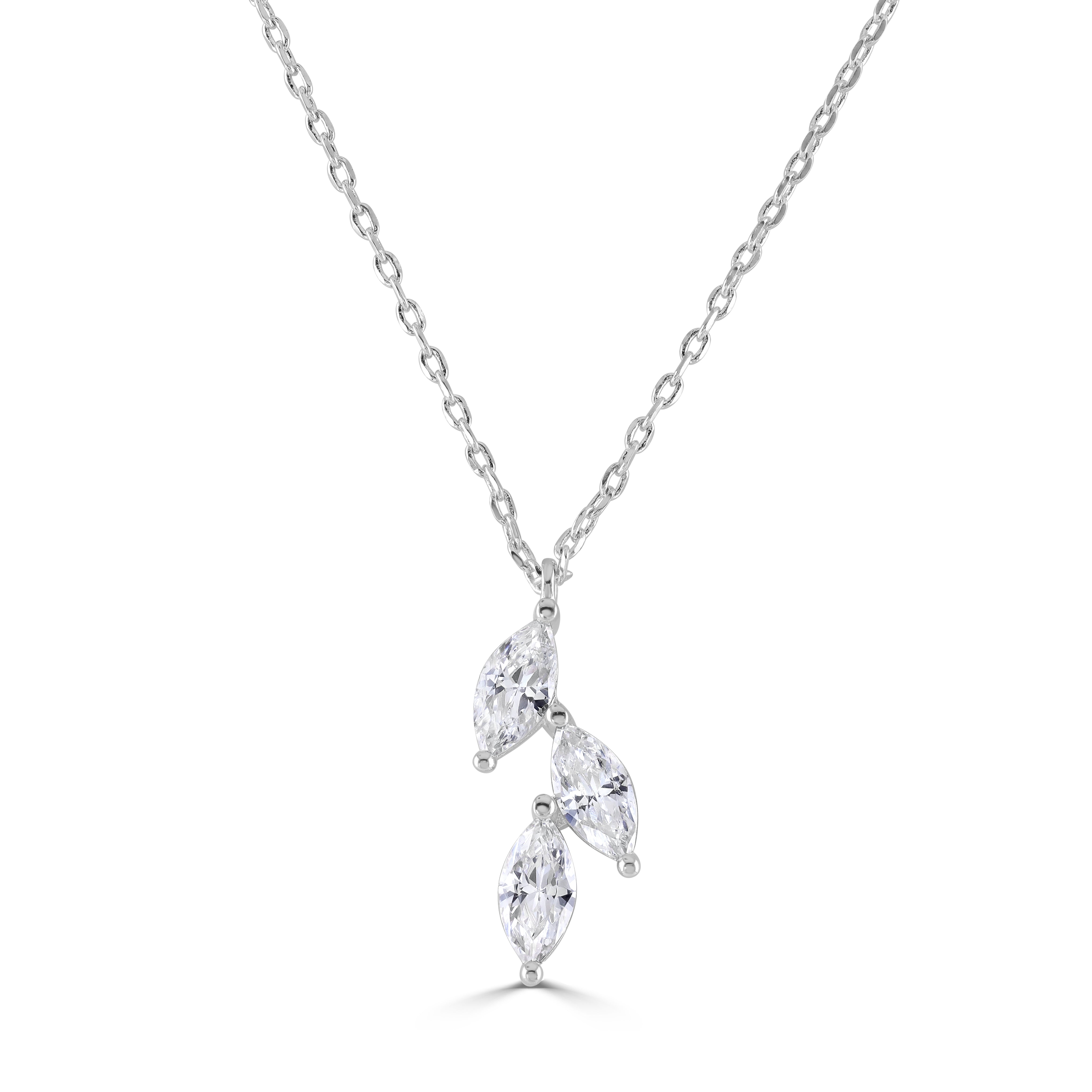 JANEY // Silver dainty leaf necklace