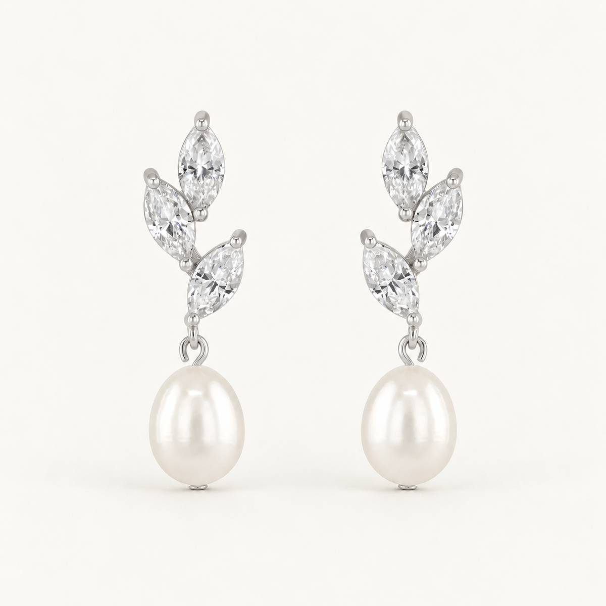 Eryn pearl earrings - Silver
