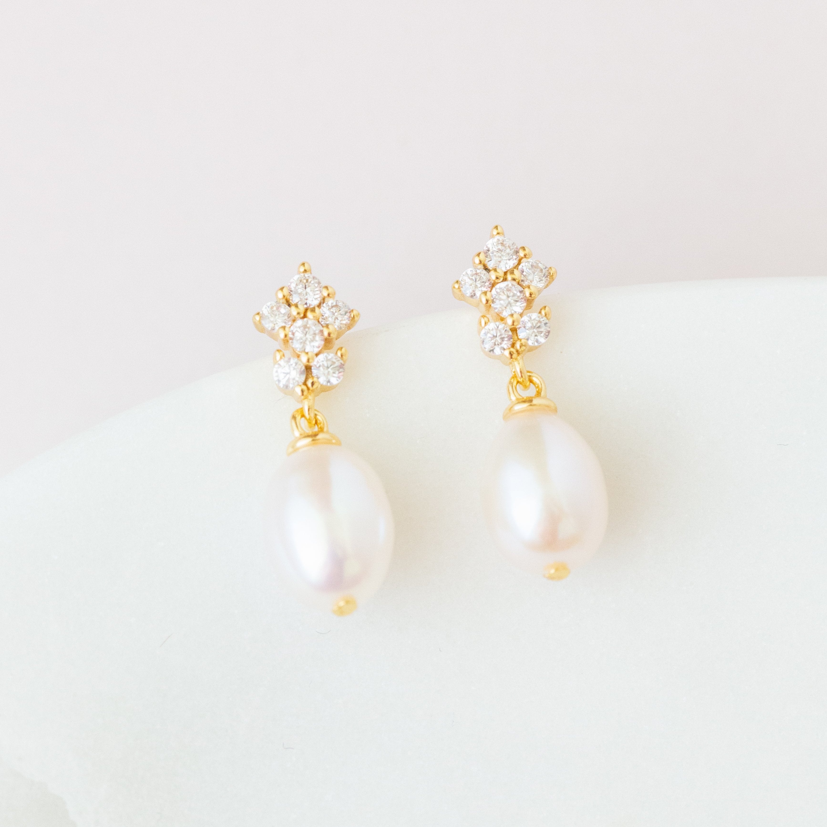 ELLA // Dainty pearl cluster earrings