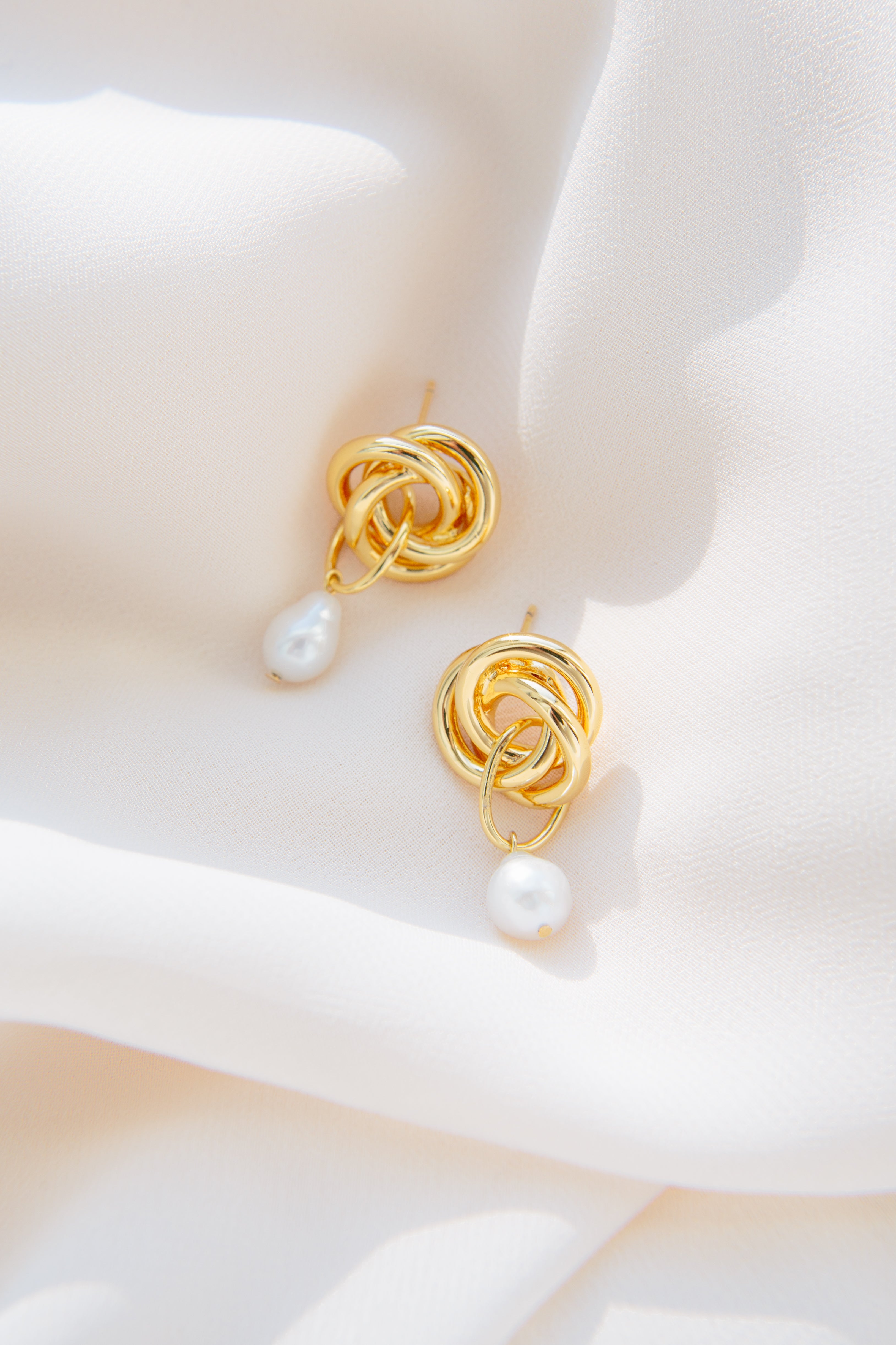 ALORA // Gold swirl drop pearl earrings