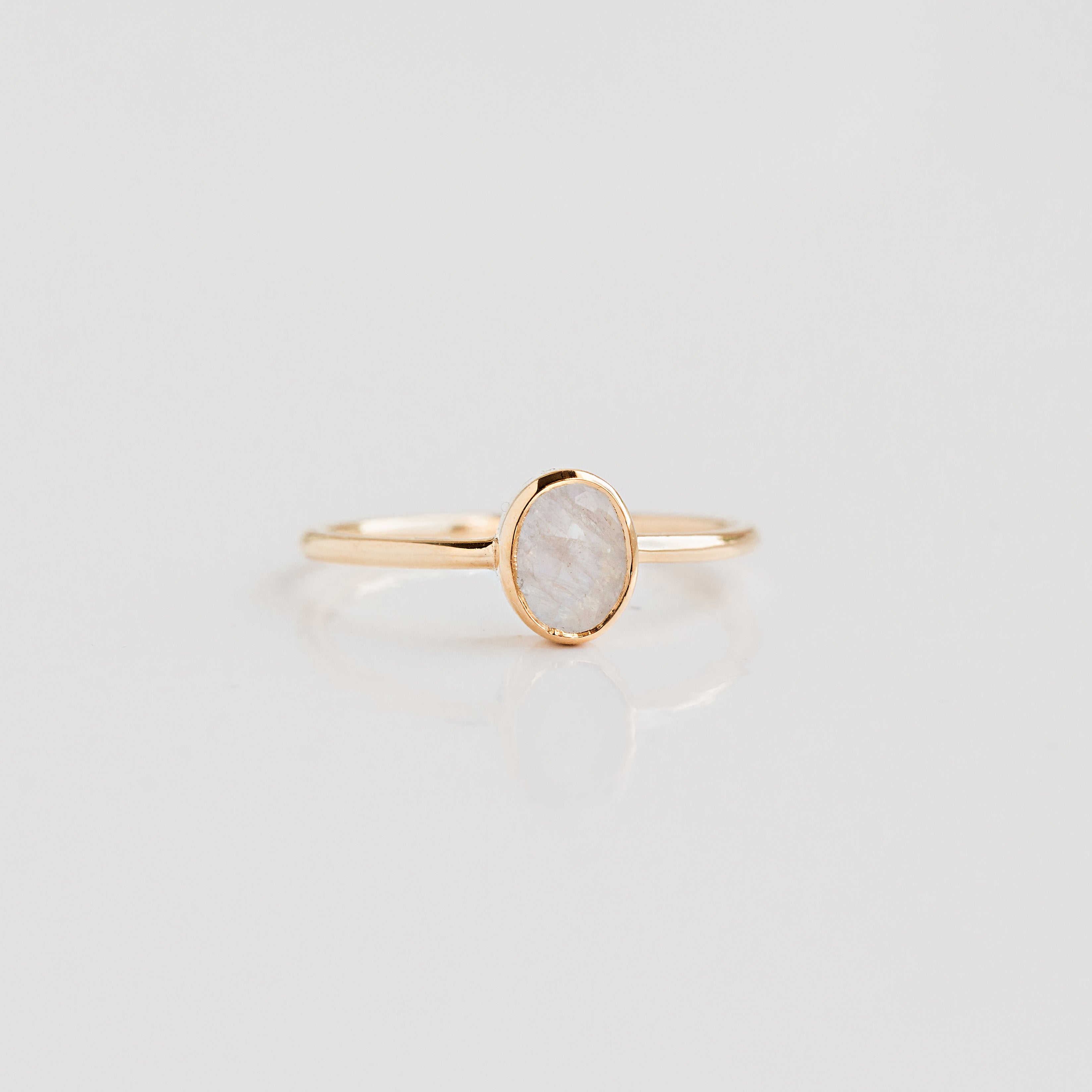 Luna - Moonstone Ring in Gold