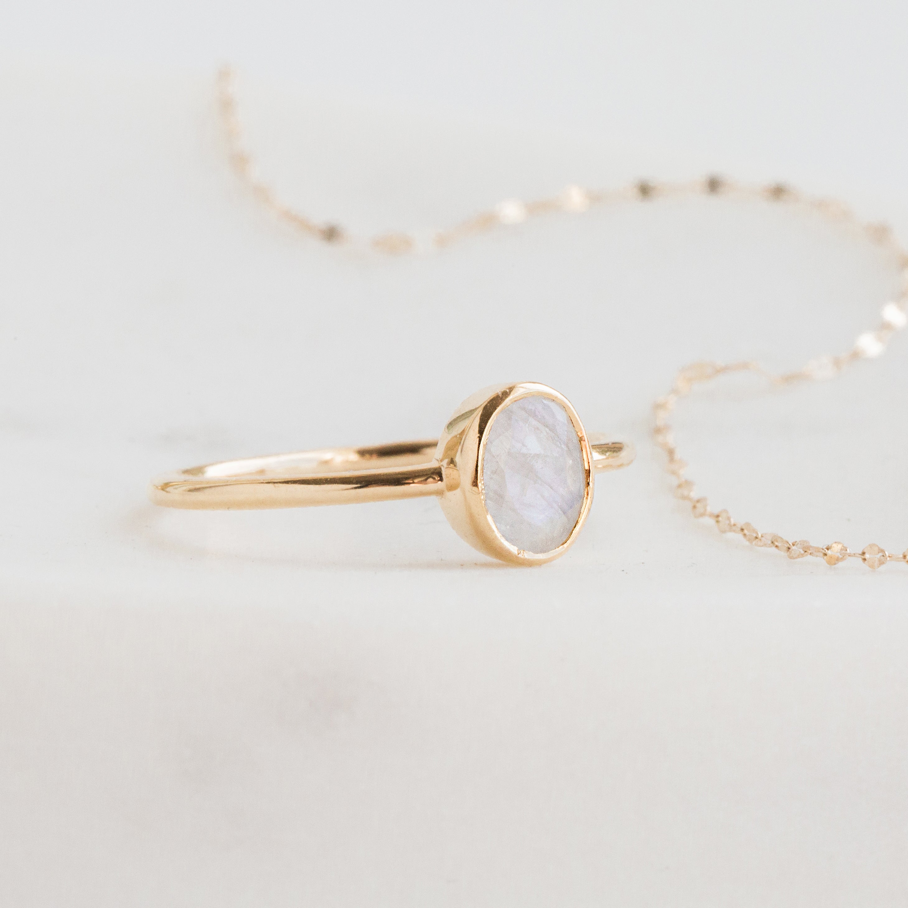 Luna - Moonstone Ring in Gold