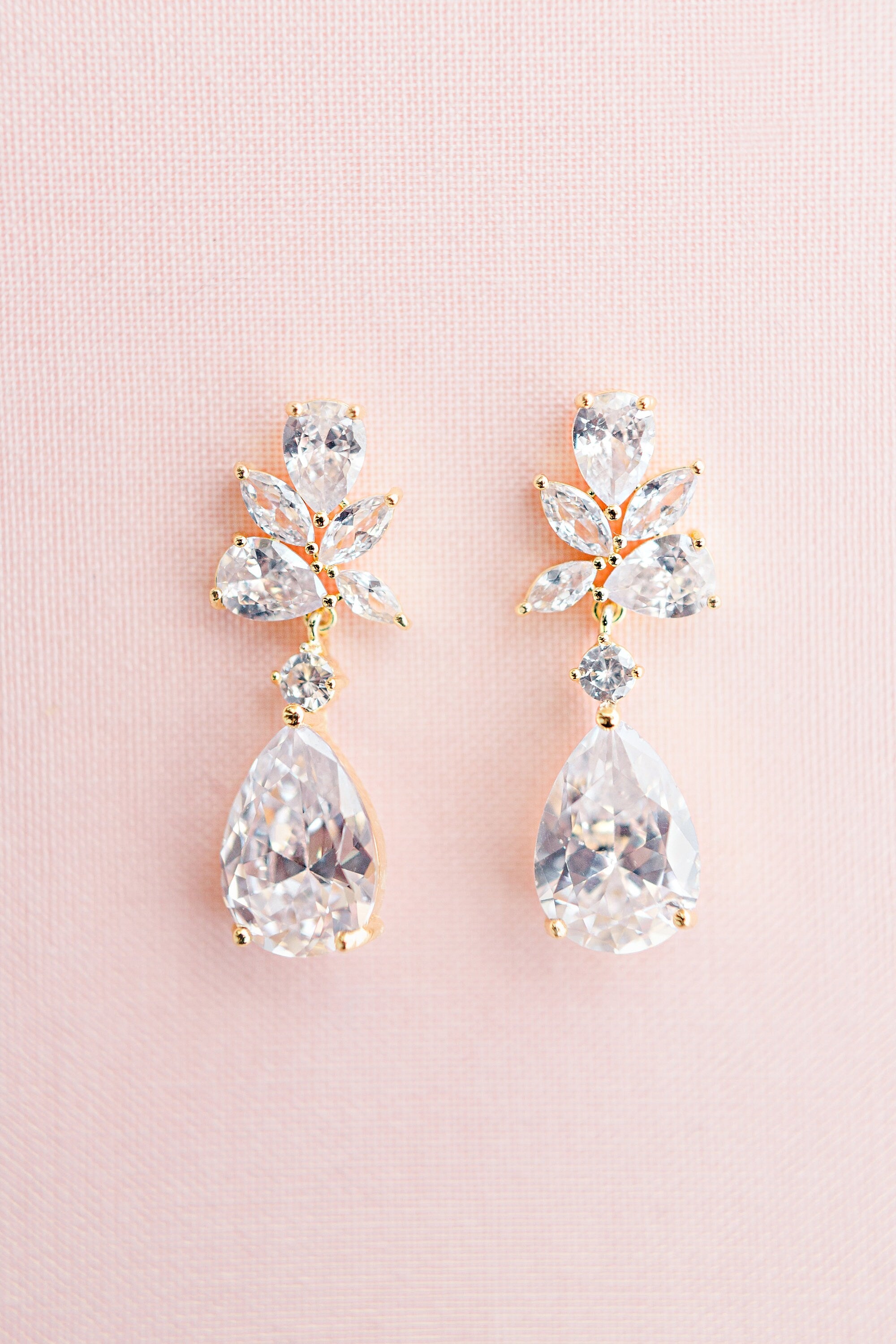 GRACE // Gold Bridal Earrings