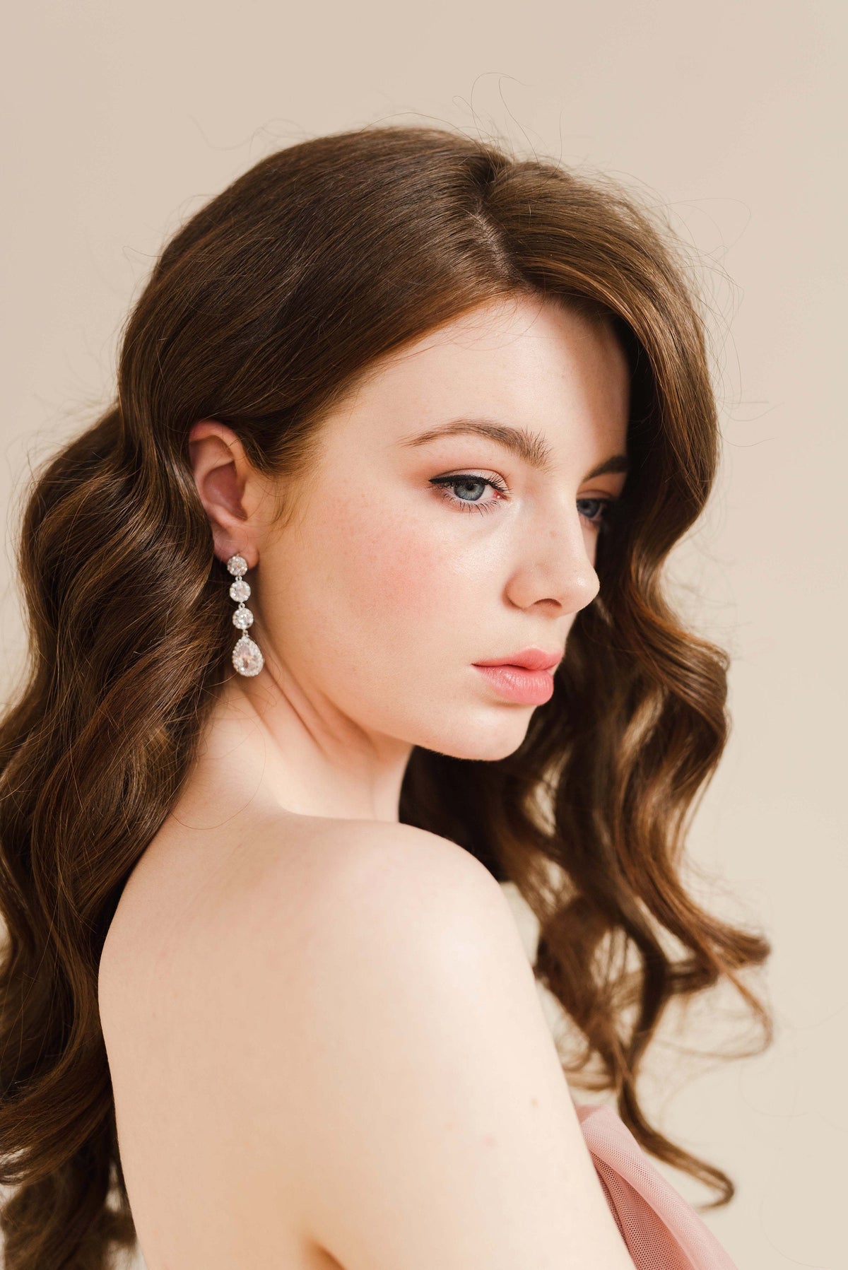 FLORENCE // Statement bridal drop earrings