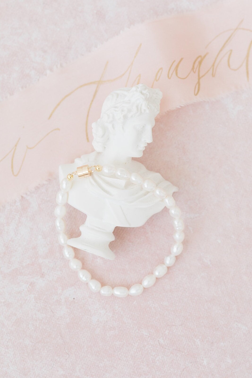 IZZY // Freshwater pearl bracelet