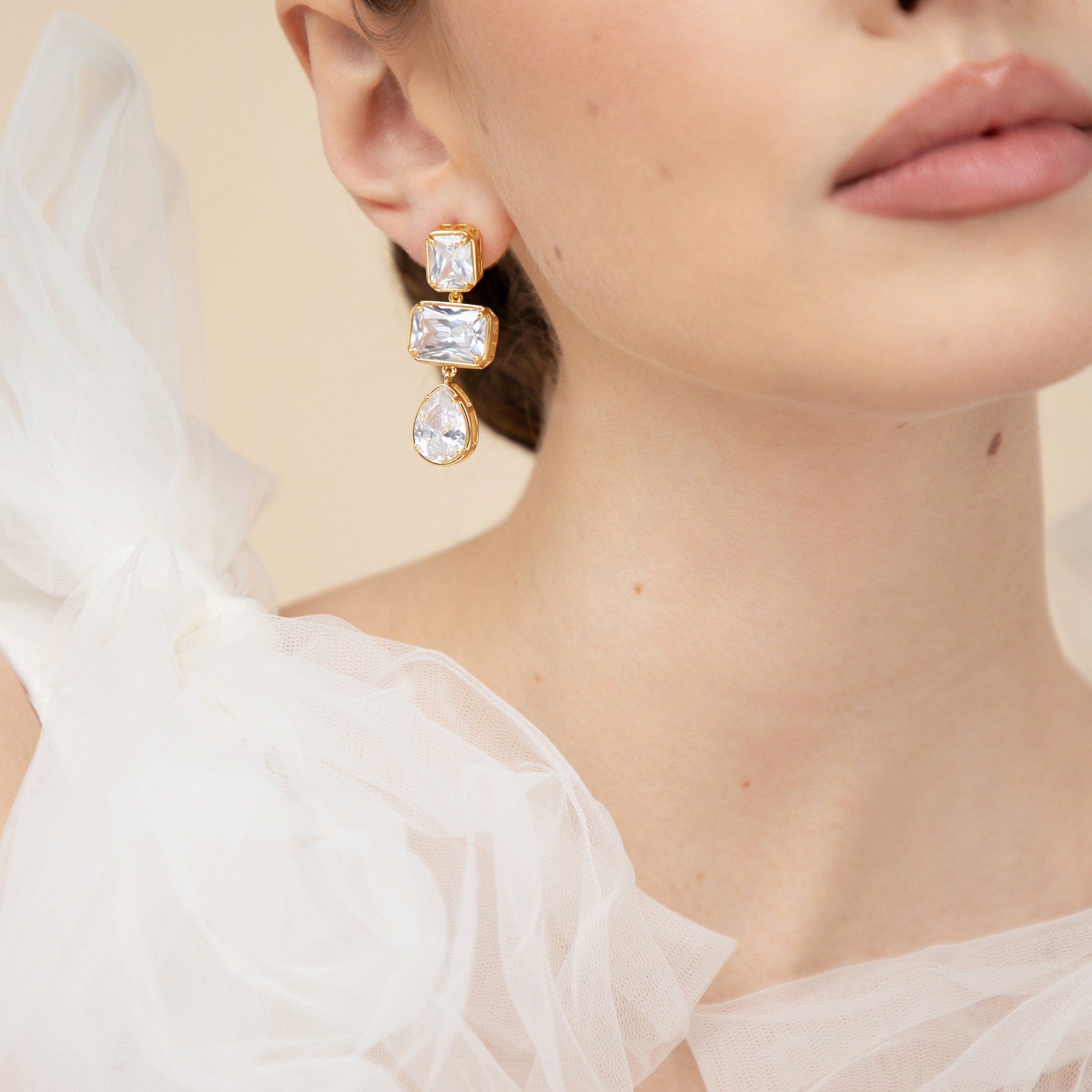 HARPER // Gold Bridal statement Earrings